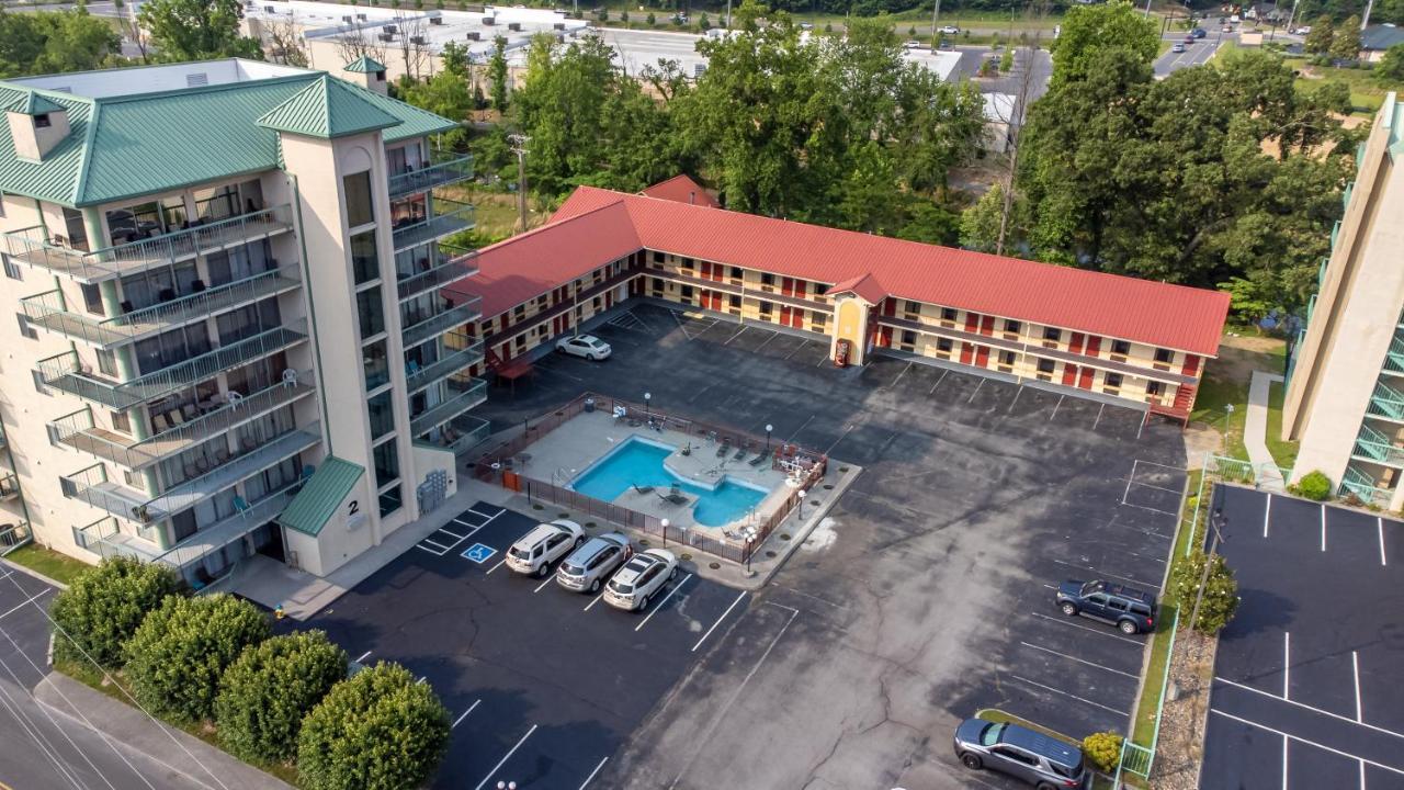 River Place Inn Пиджен-Фордж Экстерьер фото